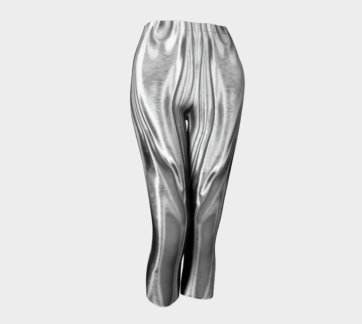 Women's Molten Silver Capri Yoga Leggings