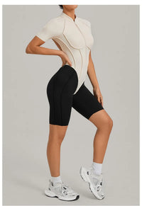 Women's Seamless Yoga Jumpsuit Sports Workout Running Hip-lifting Slim Fit Shorts One-Piece Training Fitness Gym Bodysuit