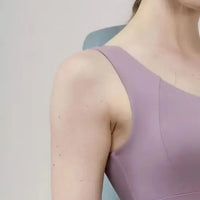 Women Sports Vest Sleeveless Round Neck Zipper Closure Fitness Bra Seamless Fabric Front Zipper Removable Chest Pad Underwear