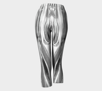 Women's Molten Silver Capri Yoga Leggings