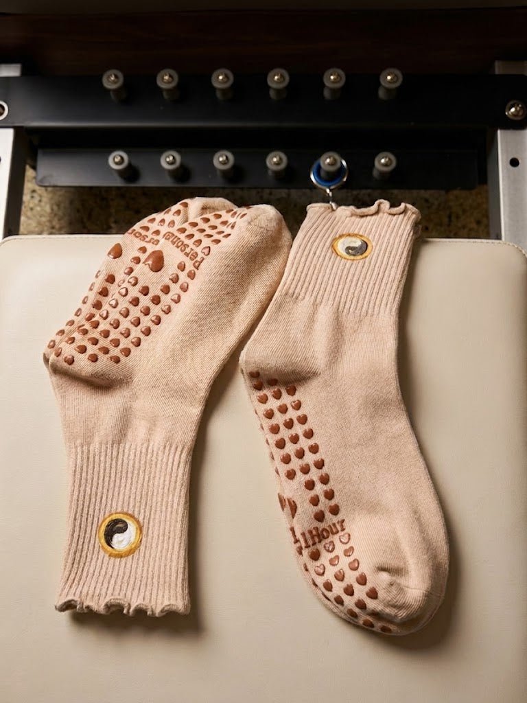 PersonalHour Pilates Socks — Heart Grip Edition AC022_02 - Level Up Fitness Shop