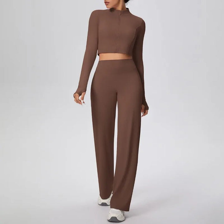 Women’s Seamless Yoga Set with long sleeve top and wide-leg pants